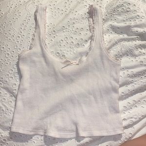 PacSun white top with lace edge